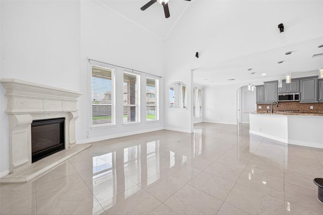 7035 Belle Meadow Lane, Richmond, TX 77469