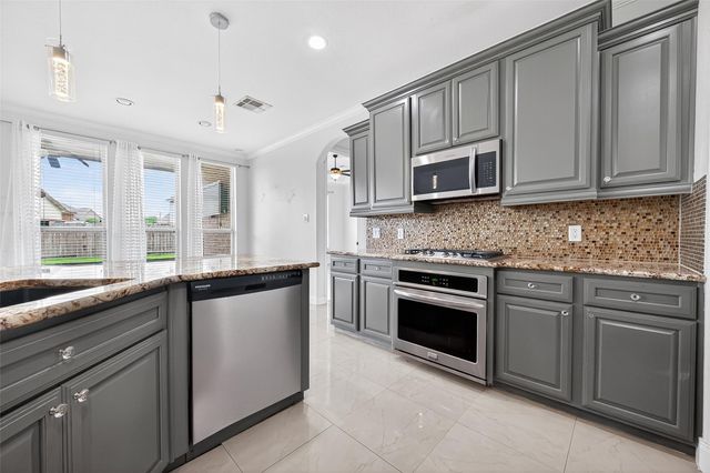 7035 Belle Meadow Lane, Richmond, TX 77469