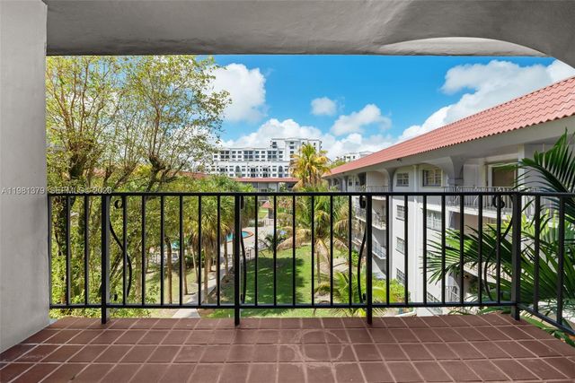 8107 SW 72nd Ave 410E, Miami, FL 33143