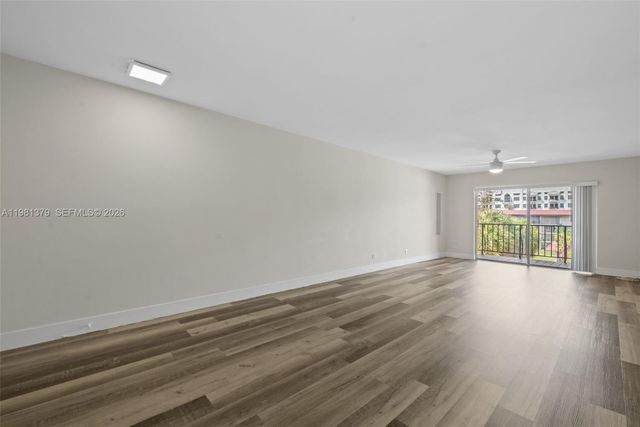 8107 SW 72nd Ave 410E, Miami, FL 33143