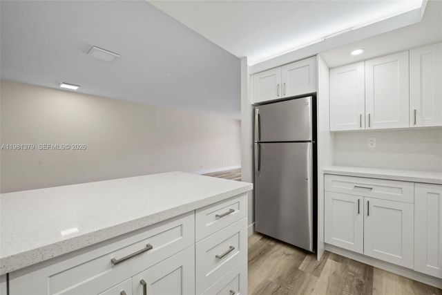 8107 SW 72nd Ave 410E, Miami, FL 33143