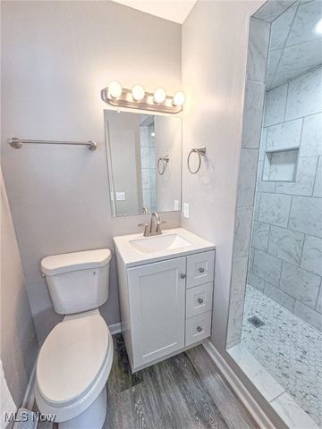 2319 Henn Hyde Road NE, Warren, OH 44484