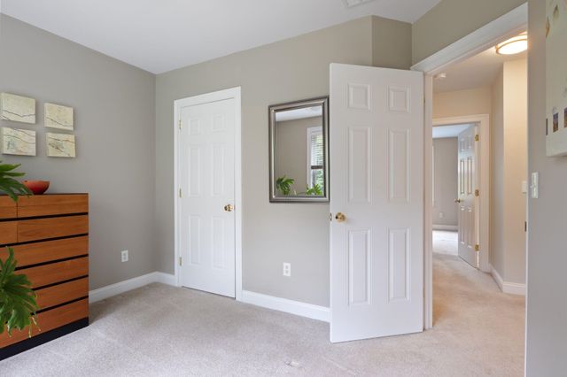 18 Haines Brook Farm Lane, Greenland, NH 03840