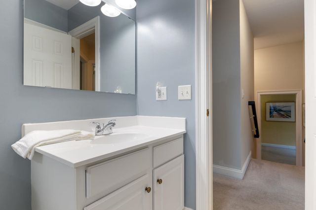 18 Haines Brook Farm Lane, Greenland, NH 03840