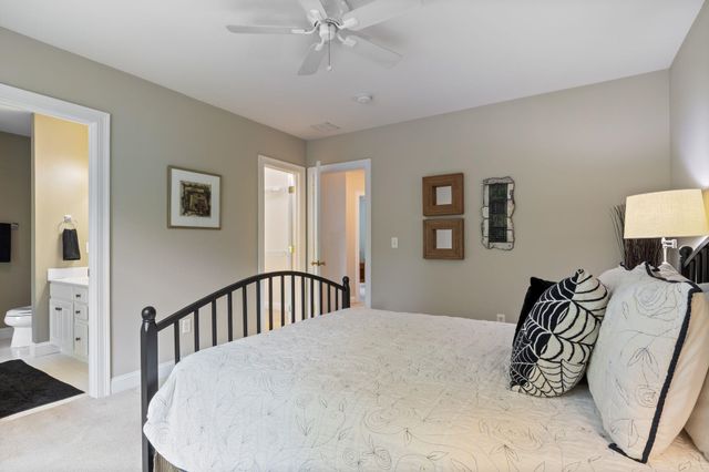 18 Haines Brook Farm Lane, Greenland, NH 03840