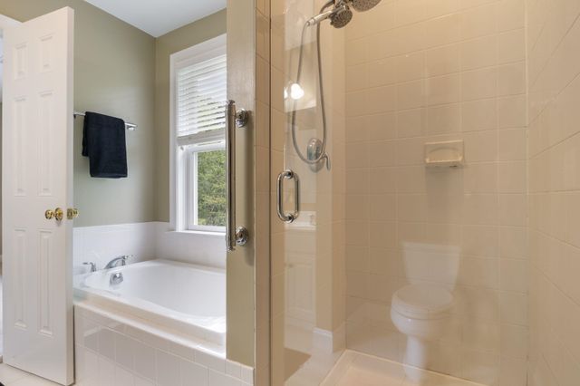 18 Haines Brook Farm Lane, Greenland, NH 03840