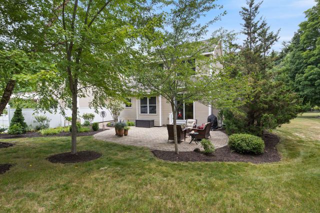 18 Haines Brook Farm Lane, Greenland, NH 03840