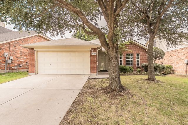 12129 Macaroon Lane, Fort Worth, TX 76244
