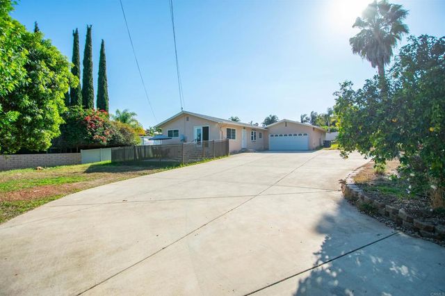 177 Barhaven Lane, Fallbrook, CA 92028