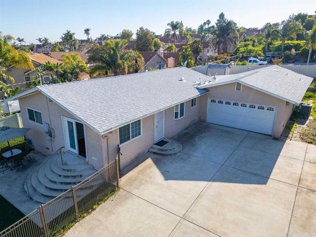 177 Barhaven Lane, Fallbrook, CA 92028