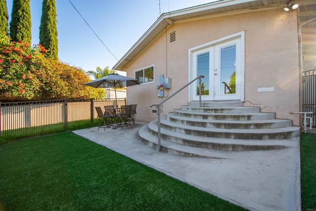 177 Barhaven Lane, Fallbrook, CA 92028