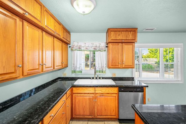 177 Barhaven Lane, Fallbrook, CA 92028