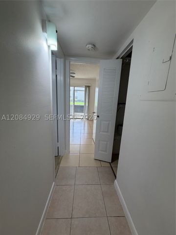 13350 SW 1st St 107P, Pembroke Pines, FL 33027