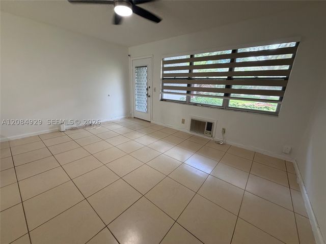 13350 SW 1st St 107P, Pembroke Pines, FL 33027