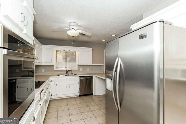 106 Pat Mell Drive, Peachtree City, GA 30269