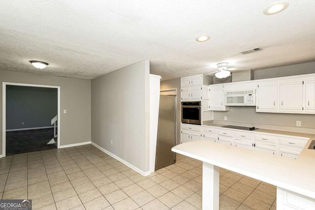 106 Pat Mell Drive, Peachtree City, GA 30269