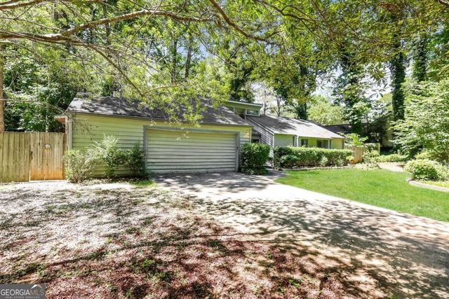 106 Pat Mell Drive, Peachtree City, GA 30269
