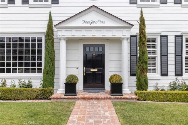 309 Marigold Avenue, Corona Del Mar, CA 92625
