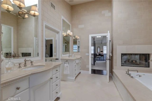 309 Marigold Avenue, Corona Del Mar, CA 92625