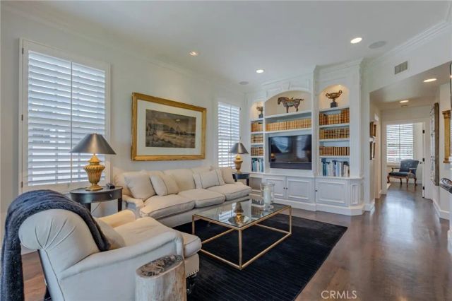 309 Marigold Avenue, Corona Del Mar, CA 92625