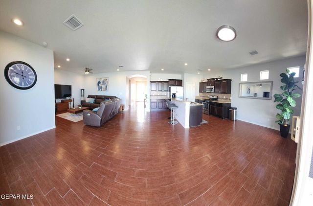 7369 DEWBERRY Drive, El Paso, TX 79911