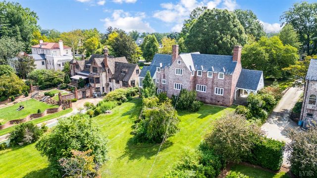 113 Oakwood Place, Lynchburg, VA 24503