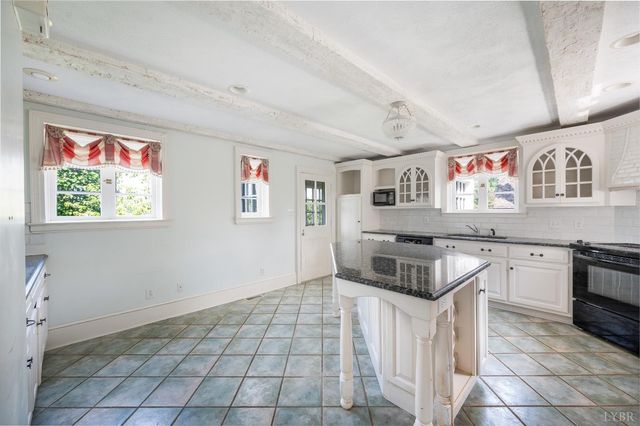 113 Oakwood Place, Lynchburg, VA 24503