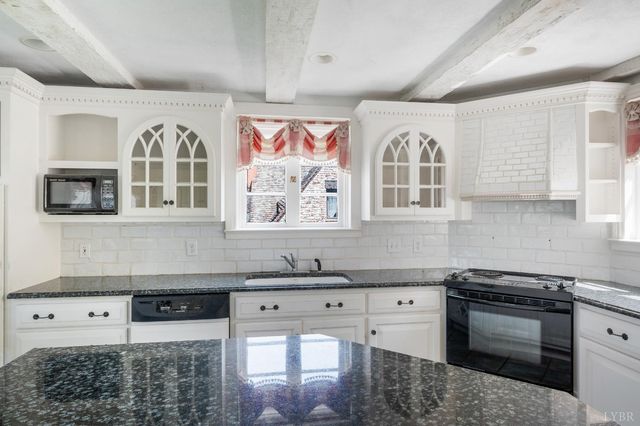 113 Oakwood Place, Lynchburg, VA 24503