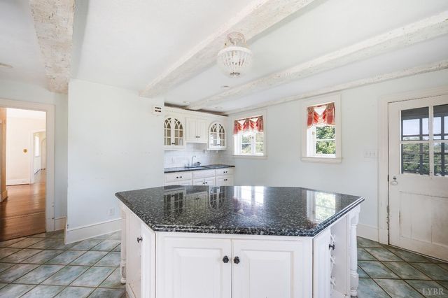 113 Oakwood Place, Lynchburg, VA 24503