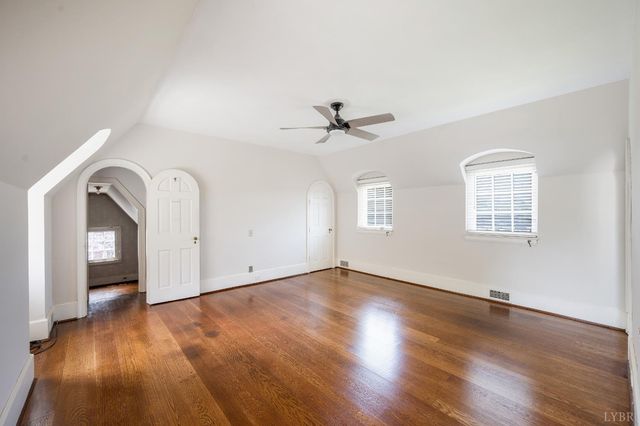 113 Oakwood Place, Lynchburg, VA 24503