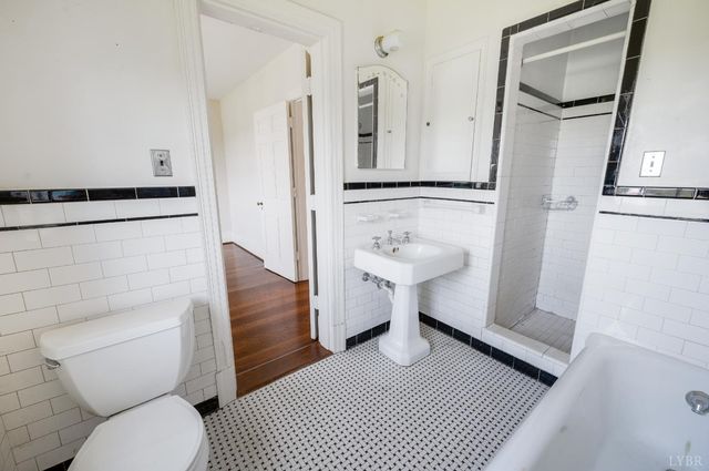 113 Oakwood Place, Lynchburg, VA 24503