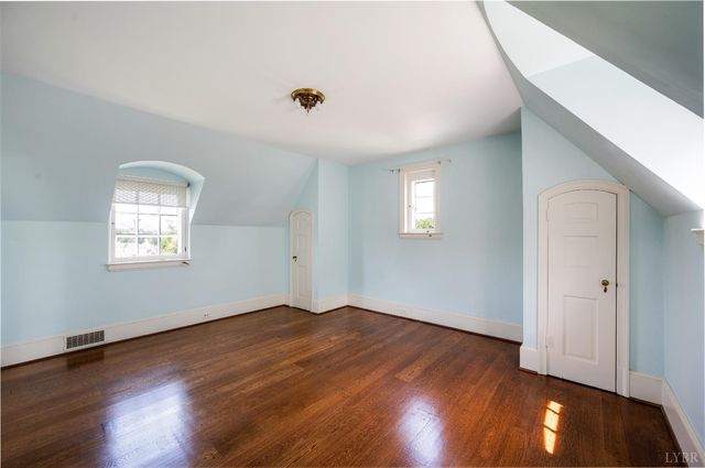 113 Oakwood Place, Lynchburg, VA 24503