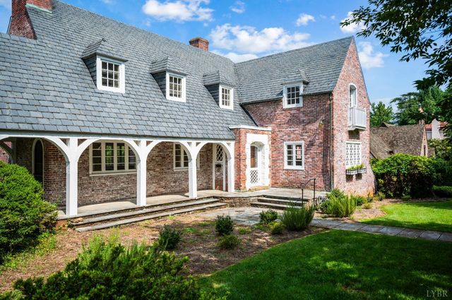 113 Oakwood Place, Lynchburg, VA 24503