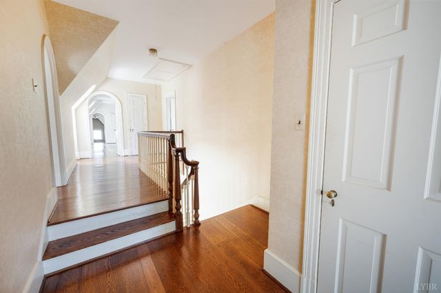 113 Oakwood Place, Lynchburg, VA 24503