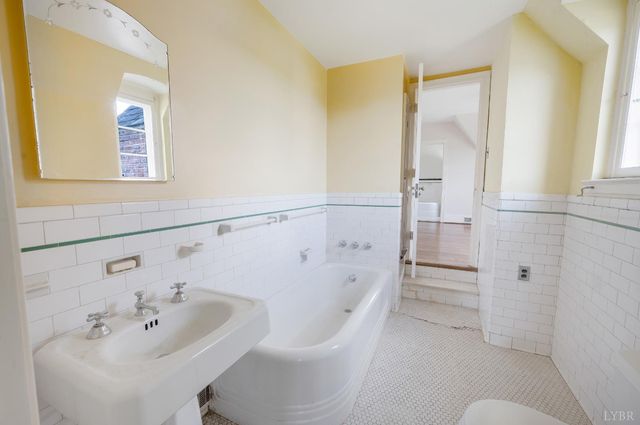 113 Oakwood Place, Lynchburg, VA 24503