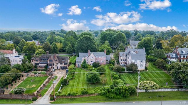 113 Oakwood Place, Lynchburg, VA 24503