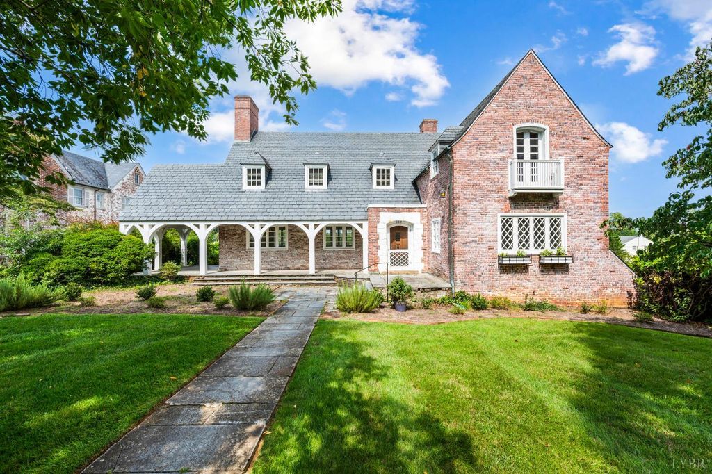 113 Oakwood Place, Lynchburg, VA 24503