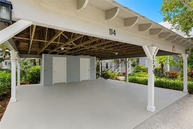 1275 Palmetto Court 114, Vero Beach, FL 32963