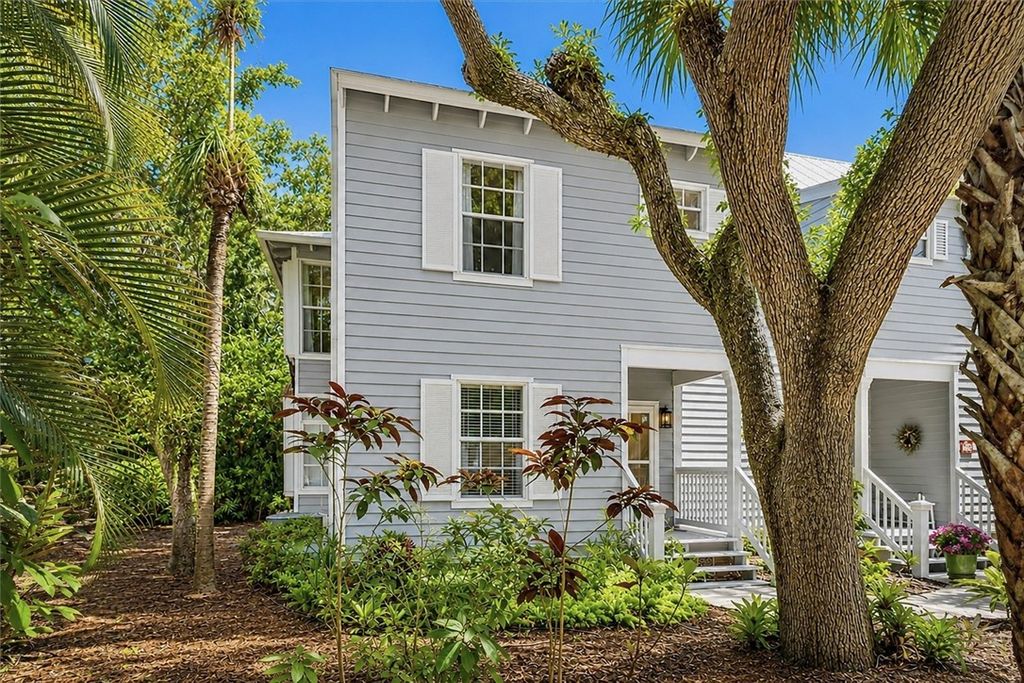 1275 Palmetto Court 114, Vero Beach, FL 32963