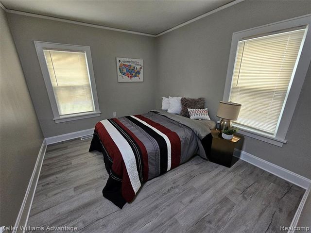 34812 Ash Street, Wayne, MI 48184