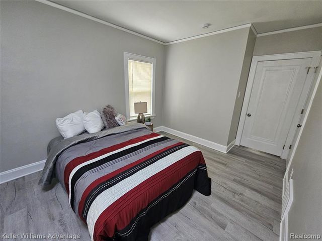 34812 Ash Street, Wayne, MI 48184