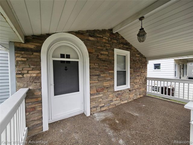 34812 Ash Street, Wayne, MI 48184