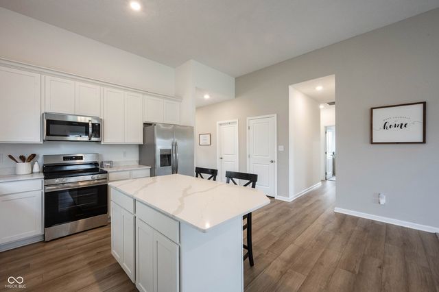 1585 Pebble Beach Drive, Pendleton, IN 46064