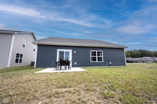 1585 Pebble Beach Drive, Pendleton, IN 46064