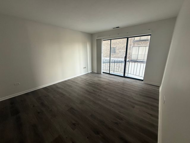 2310 N Harlem Avenue 203, Elmwood Park, IL 60707