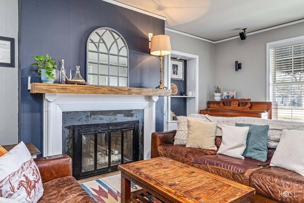 Image 10 of property listing at 205 Broadway St, Miles, TX 76861