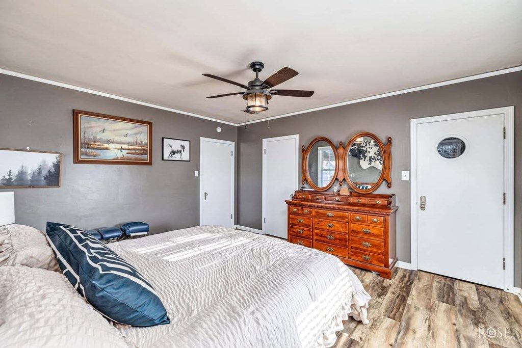 Image 19 of property listing at 205 Broadway St, Miles, TX 76861