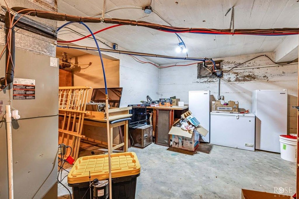 Image 28 of property listing at 205 Broadway St, Miles, TX 76861