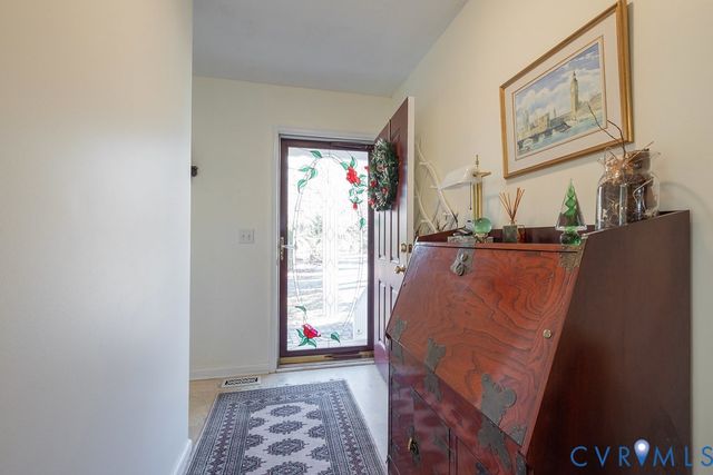776 Tall Pines Dr, Mineral, VA 23117