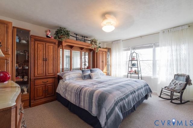 776 Tall Pines Dr, Mineral, VA 23117